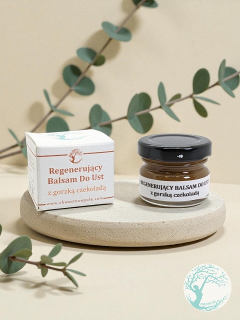 REGENERUJĄCY BALSAM DO UST – smak czekolada